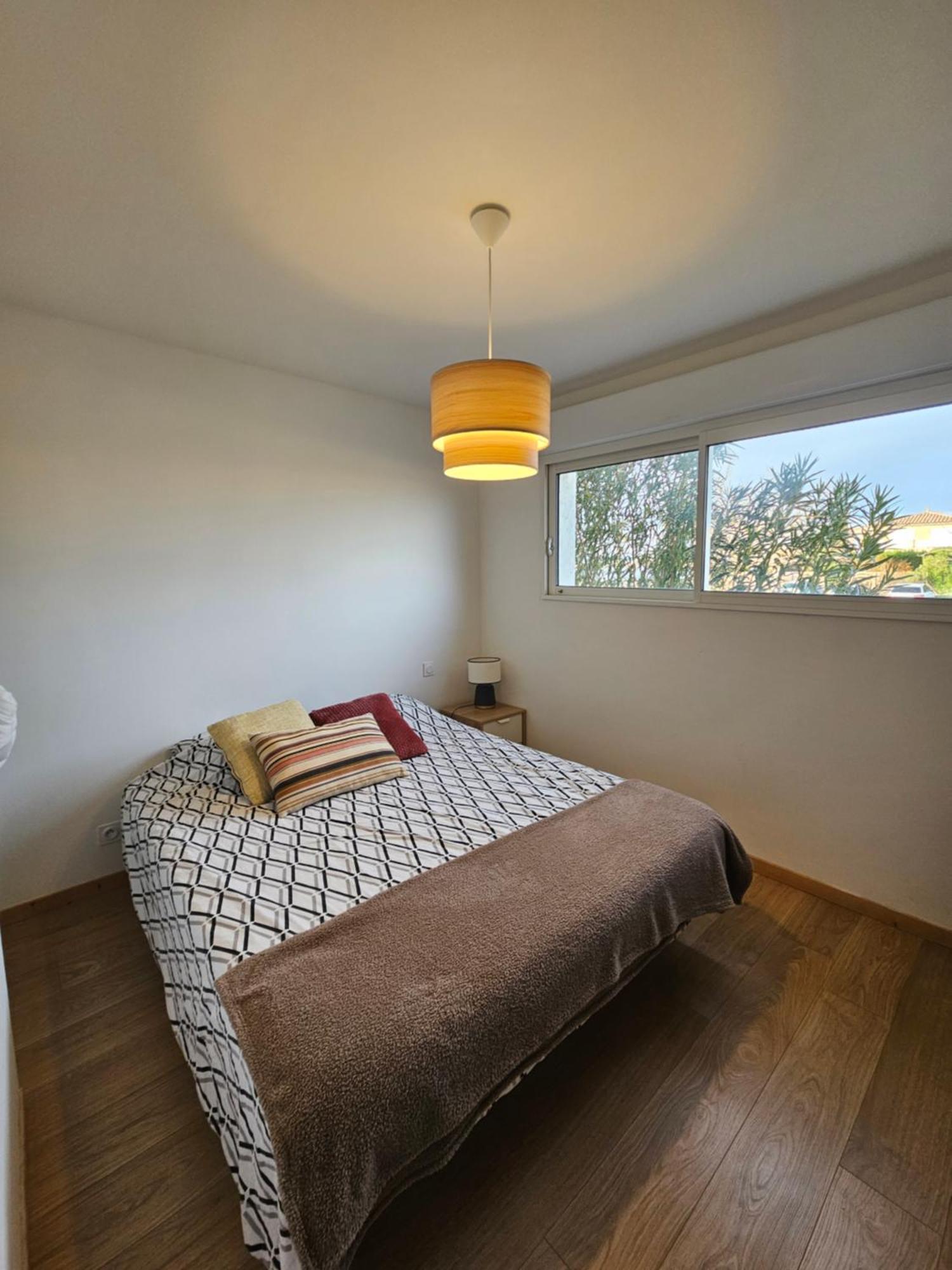 Appartement Neuf 6 Couchages 50 Metres De La Plage Gruissan Exterior foto